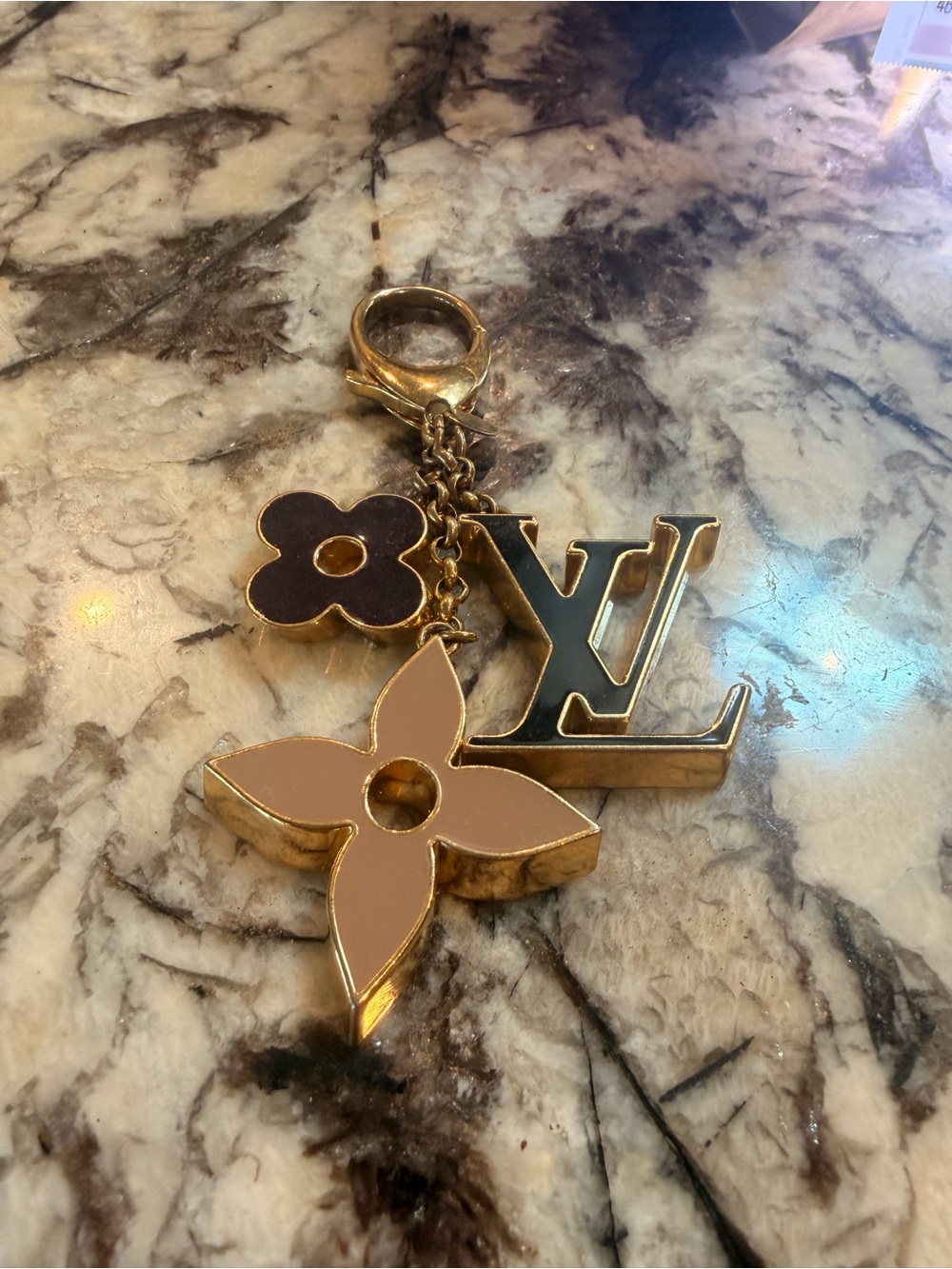 Louis Vuitton Fleur de Monogram Bag Charm Key Holder Gold